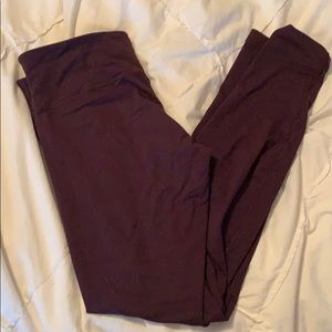 Lululemon maroon leggings